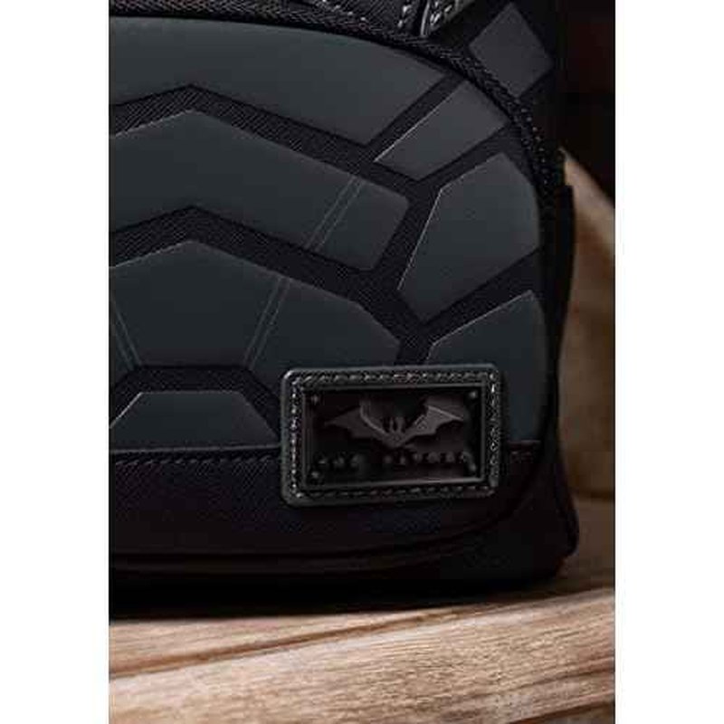 Loungefly Women's Dc The Batman Mini Backpack, Schwarz/Anthrazit, One Size