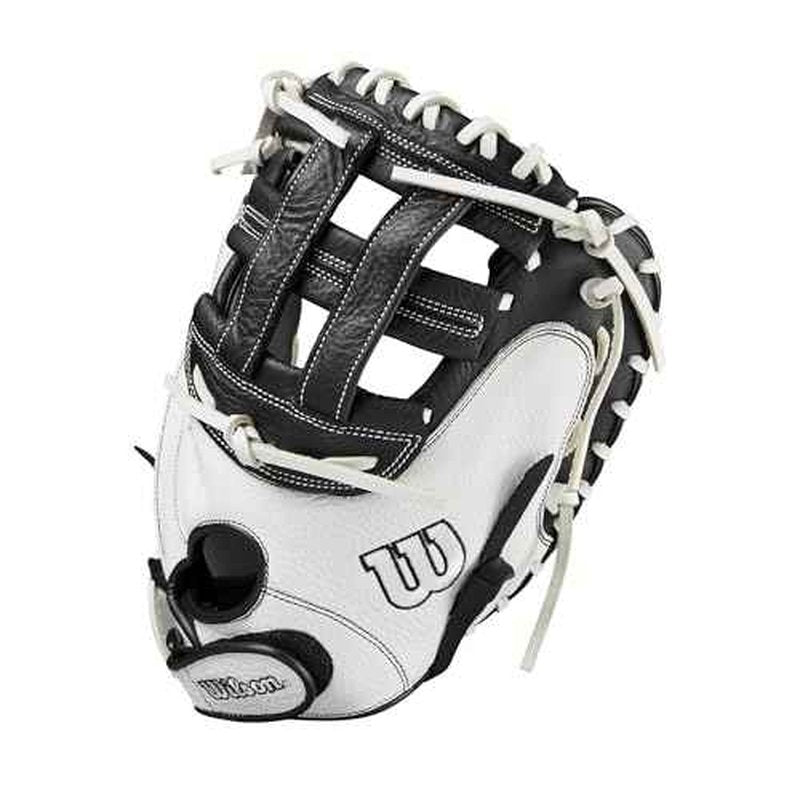 Wilson 2024 A700 FPCM 33" Fastpitch Catcher's Mitt - White/Black, Right Hand Throw