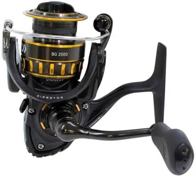 Daiwa BG Saltwater Spinning Reel - Durable Black/Gold Design for Smooth Casting