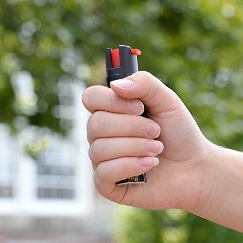 SABRE Advanced Pepper Spray for Self Defense, 3-in-1 Formula with Maximum Strength Pepper Spray, CS Military Tear Gas, UV Marking Dye, Fast Access Easy Carry Belt Clip, 35 Bursts, 0.67 fl oz