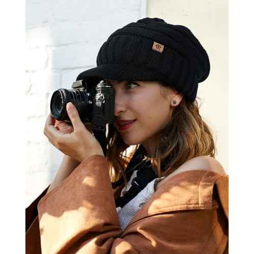 Women Men Winter Beanie Hat with Visor, Warm Fleece Lined Beanie Cap, Thick Knit Cap Slouchy Hat with Brim