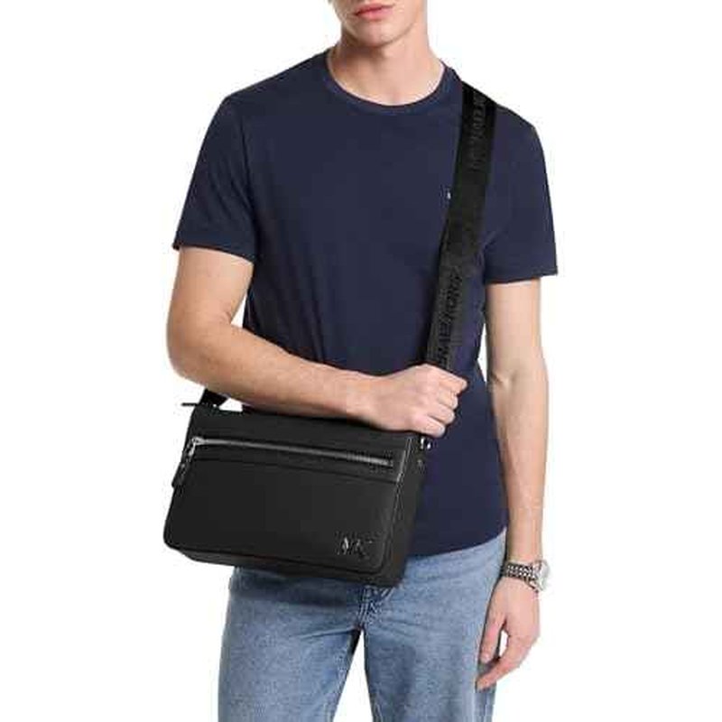 Michael Kors Edison Tech Medium Messenger