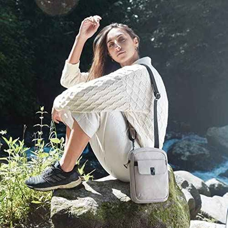 Travelon Anti-Theft Origin Slim Bag