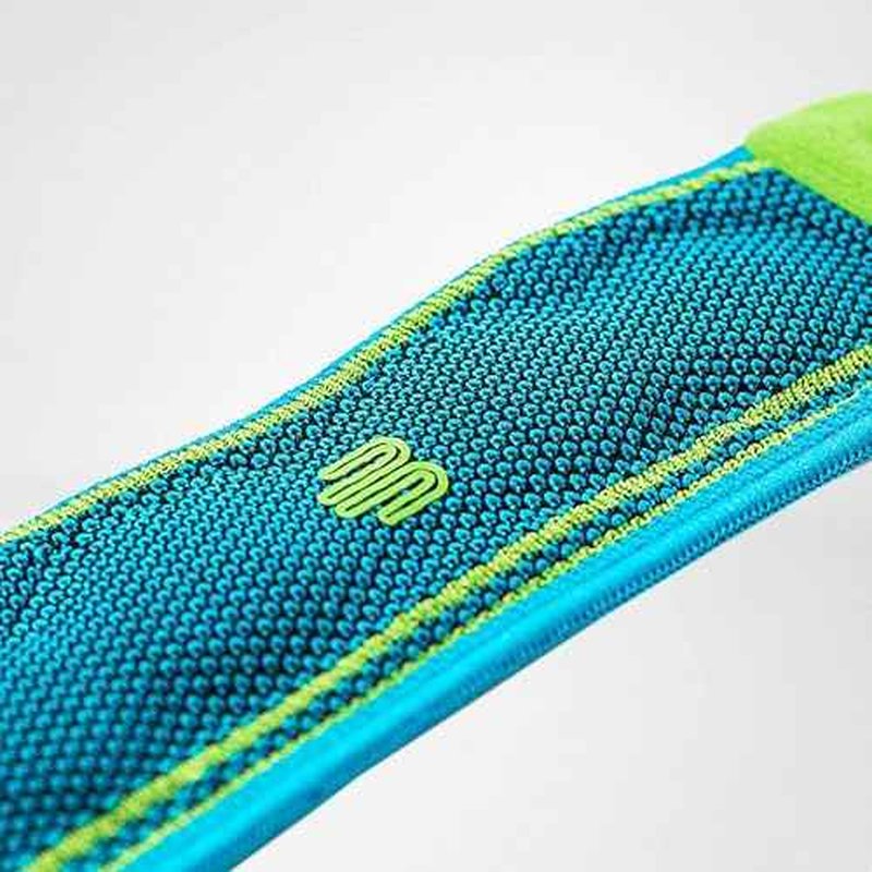 Bauerfeind Sports Knee Strap - Patella Support - Rivera, Medium