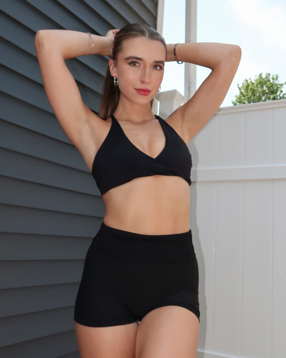SUUKSESS Women 2 Piece Open Back Strappy Sports Bra Pack Twist Front V Neck Padded Workout Crops (#2 White & Black, M)