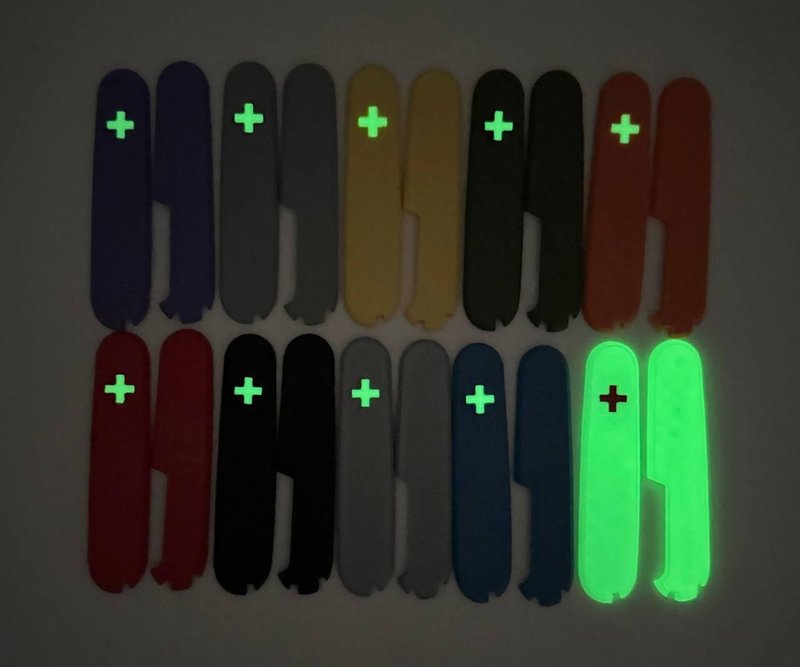 Replacement Covers For Victorinox Scales Plus 91mm Plastic Handles With Extra Pen Slot And Glowing Cross (Army Green)