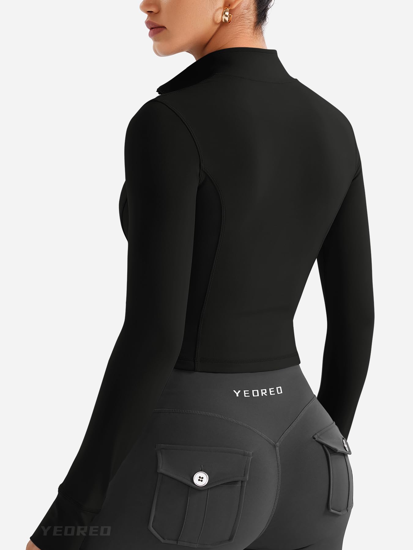 YEOREO CoreFlex Womens Workout Jackets Cropped Zip Up Athletic Jackets Arsene Slim Fit Yoga Running Tops with Thumb Holes Black M