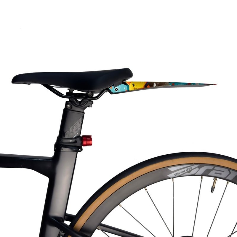 Bike Fender, Tool-Free Rear Fender for Road & Mountain Bikes, Flexible Mud Guard for Back Seat, Stylish Splash Guard for Cycling Enthusiasts (Color 2)