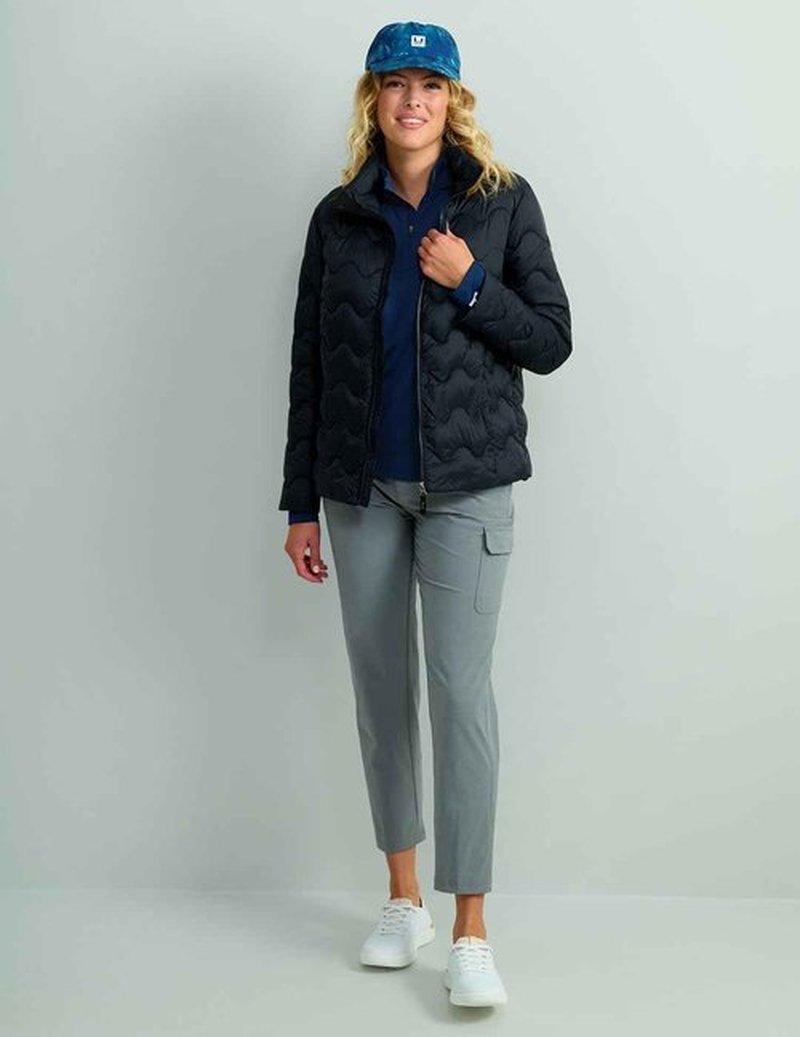 HUK Wave, DWR Insulated Fishing Jacket for Women, Black