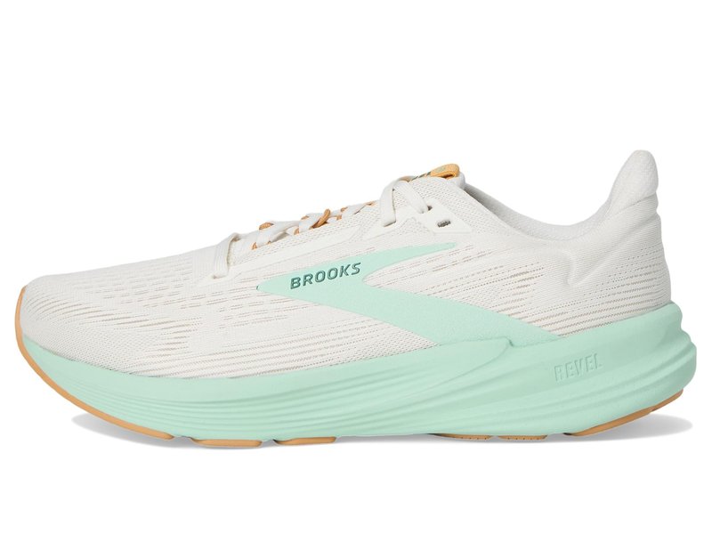 Brooks Women's Revel 8 Coconut/Taffy/Honeydew 9 Medium