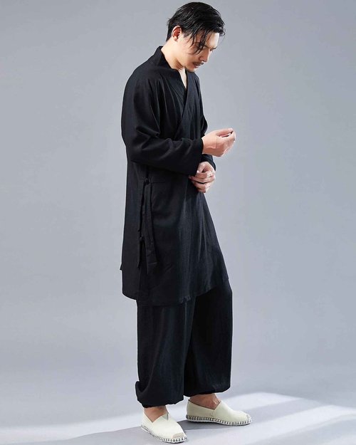 LZJN Men's Chinese Traditional Martial Arts Wear Tai Chi Uniform Kung Fu Clothing Wushu Tang Suit (MF-160 Black, L)