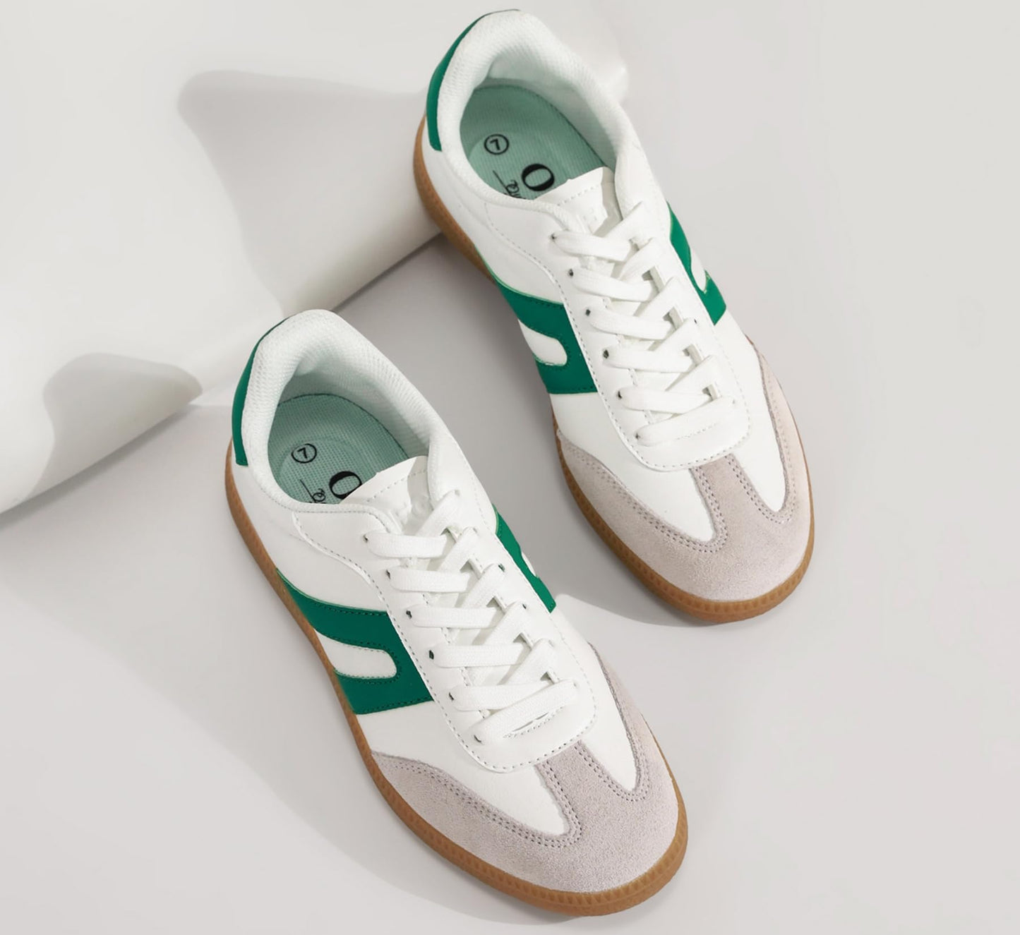Women's Retro Gum Sole Fashion Sneakers-Lace Detail Casual Retro Walking Shoes-Gum Sole Casual Tennis-Anti Slip Trainers（Green/White,8.5）