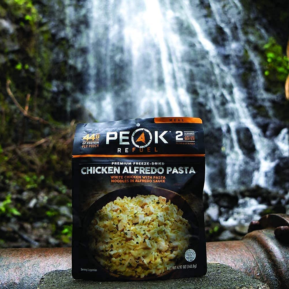 Peak Refuel Chicken Alfredo Pasta | Premium Freeze Dried Camping Food | Backpacking & Hiking MRE Meals | Just Add Water | 100% Real Meat | 48g of Protein | 2 Serving Pouch (2 Serving)