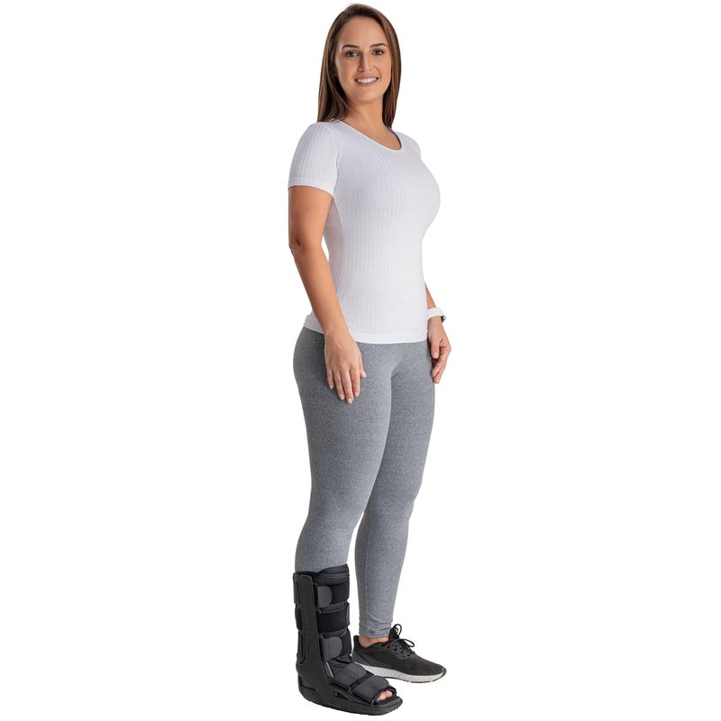 HIDROLIGHT Short Walking Boot – Adjustable Ankle Brace for Foot and Ankle Support – Fits Left and Right – Black, M