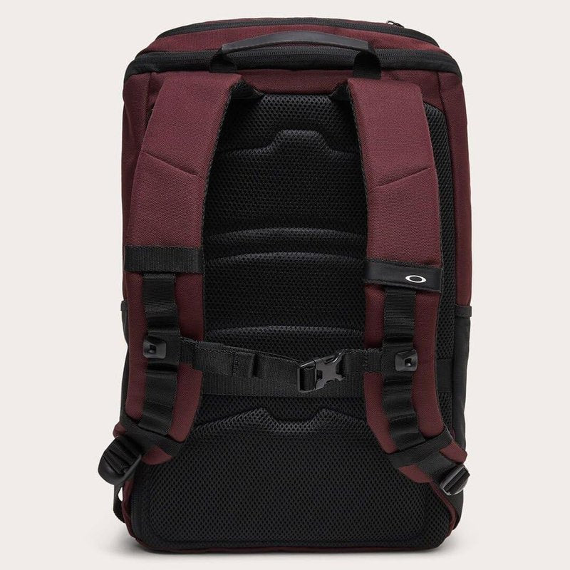 Oakley Urban Path Recycled 25L Backpack, Grenache, One Size