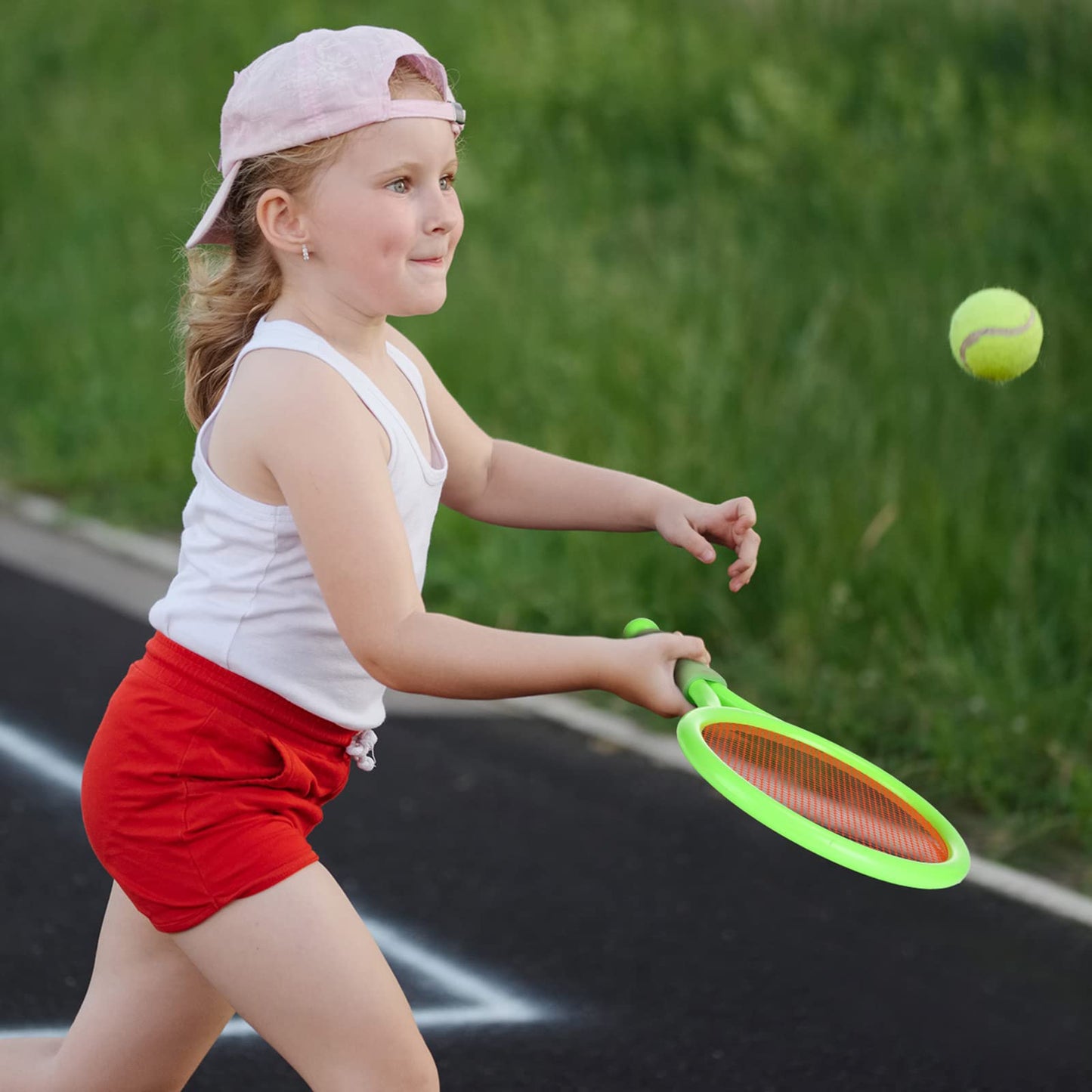 Wettarn 8 Pcs Plastic Kids Tennis Racket with 4 Tennis Balls and 4 Shuttlecocks Training Balls Beach Racket Set in 3 Colors for Kids Outdoor Sports Gifts
