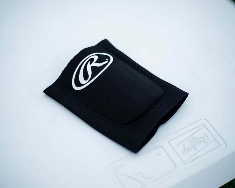 Rawlings | Protective Wrist Guard | Adult | Black