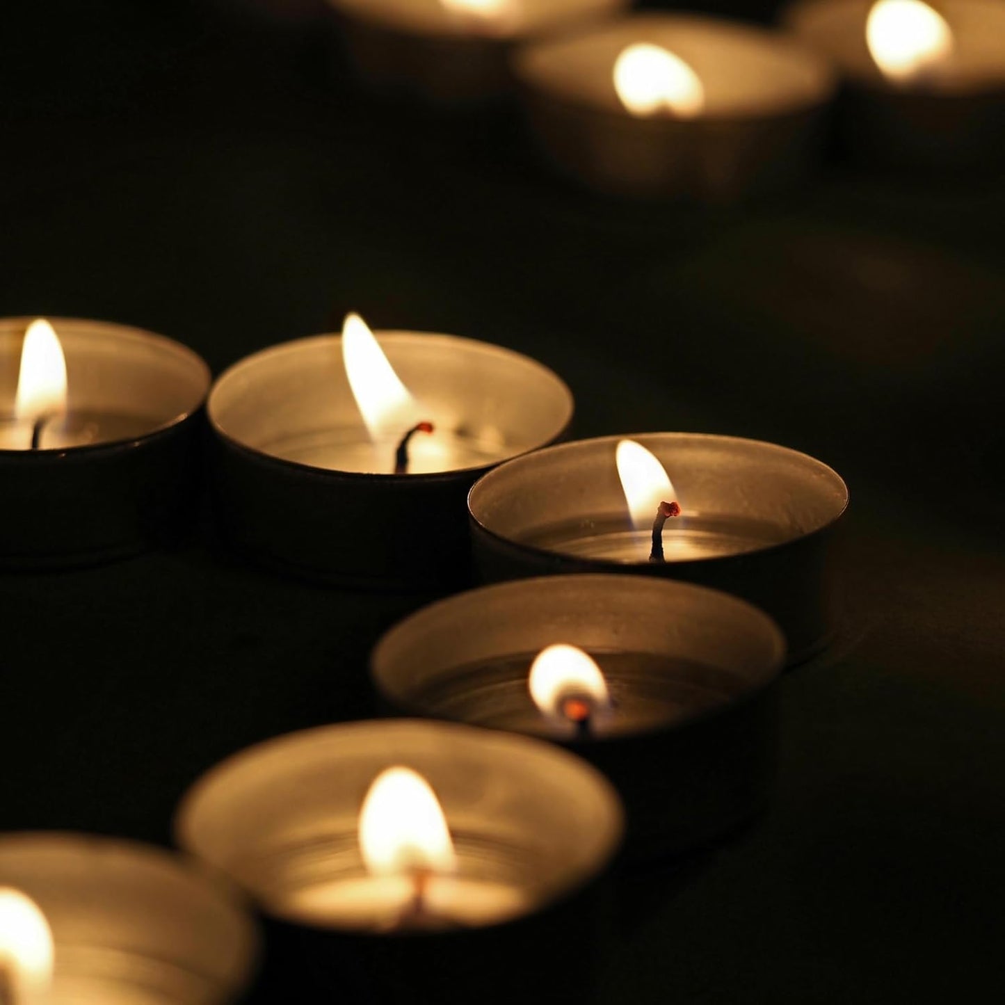 Tealight Candles 100 Pack | 4-Hour Unscented Tea Lights for Home Décor, Emergencies & Daily Use