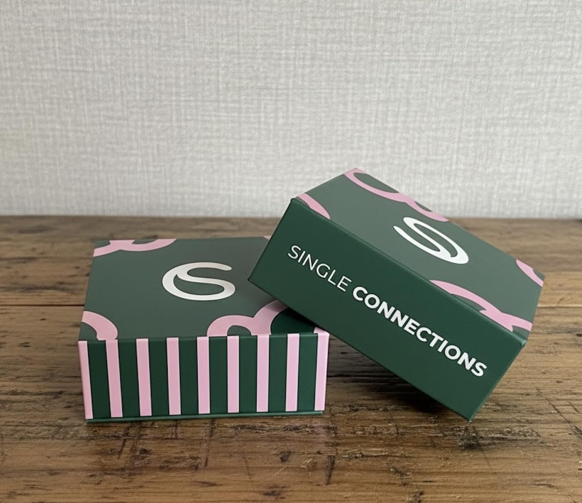 Single Connections Wristband – GO FOR IT | Lifetime Membership Included | Unisex Elastic Bracelet for Men & Women | Wear Anywhere | (Black & White, Small)