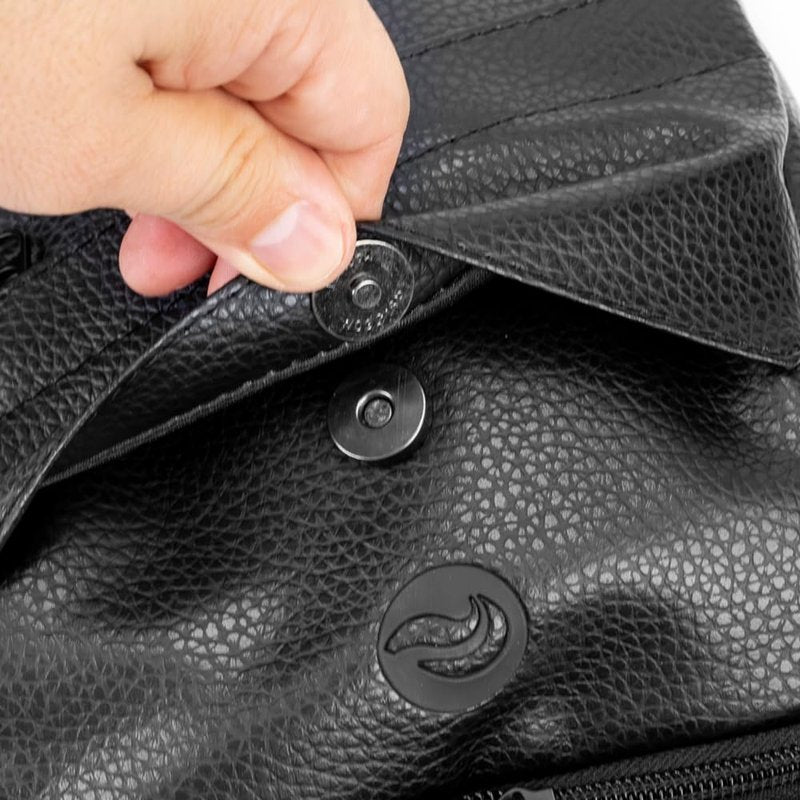 Skunk Uno Cross Body Backpack (Black Leather)