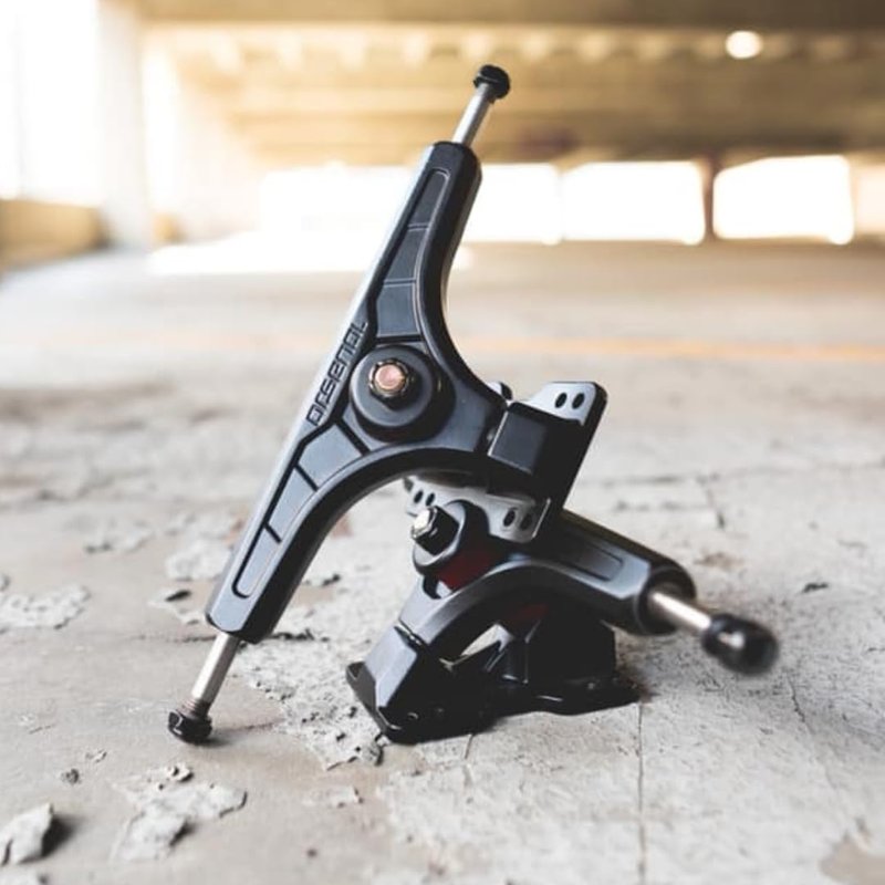 Arsenal Longboard Trucks – 180mm | 50° Baseplate | Chemically Welded Axles | Aircraft-Grade Kingpins | Flipable Hanger for Downhill, Freeride, and Carving Skateboarding