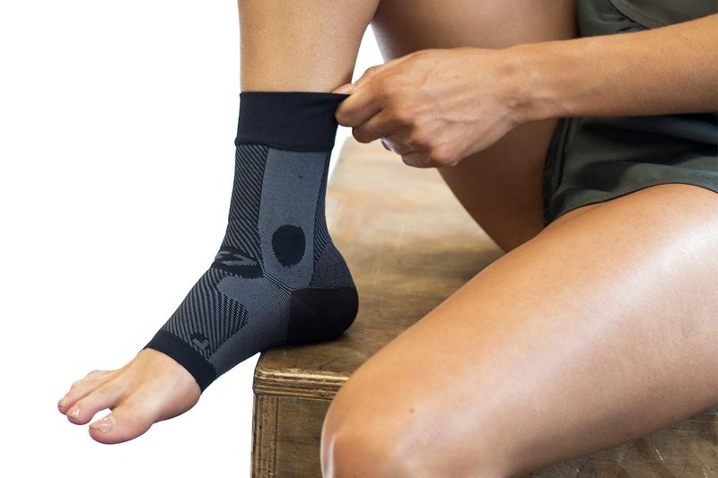 OS1st AF7 Ankle Bracing Sleeve Helps stabilize weak Ankles, Assist with Inversion sprains, Relieve Achilles tendonitis