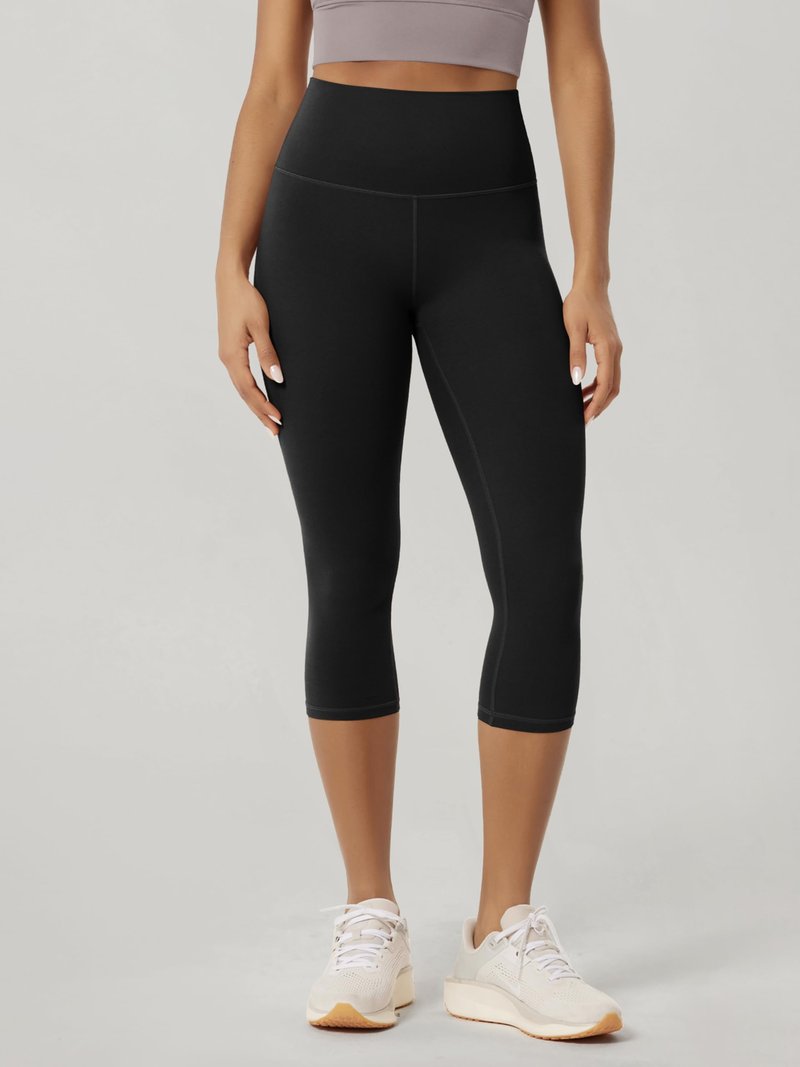 ODODOS Buttery Soft Lounge Yoga Capris for Women 19" High Waist Capri Leggings, Black, Medium