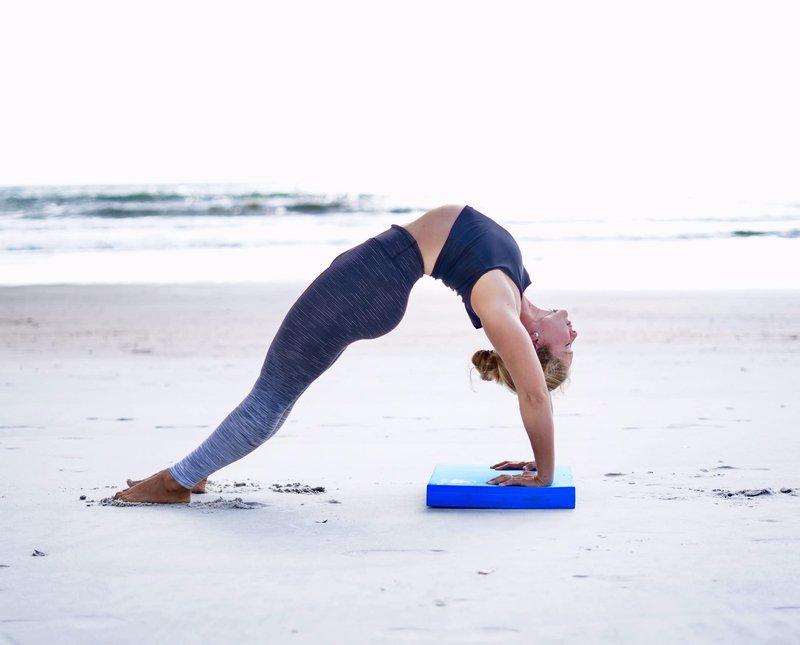 Clever Yoga Balance Pad - Non-Slip Foam Pad for Yoga, Exercise & Workout, Pilates, Gym, Fit, Stability Balance Trainer, Thick Foam Base, High-Density, Physical Therapy - Blue