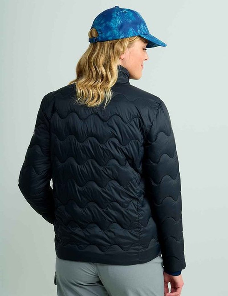 HUK Wave, DWR Insulated Fishing Jacket for Women, Black