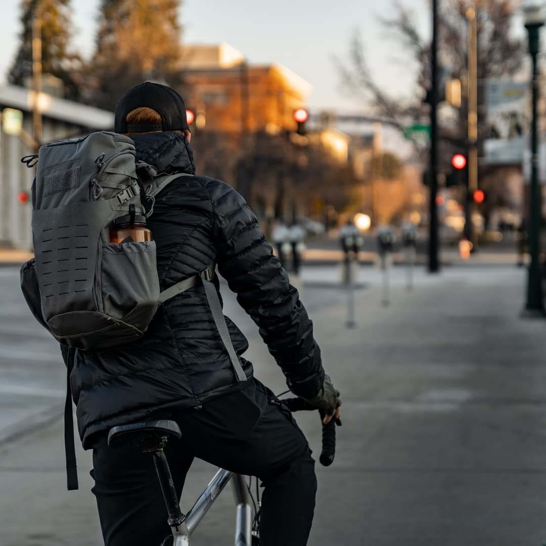 Eberlestock Bandit Pack - Rugged EDC Backpack Built For The Office Or The Outdoors (Team Elk)