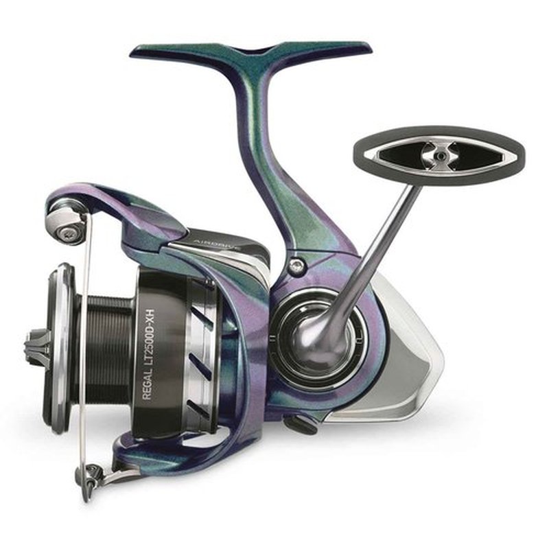 Daiwa Regal LT (RGLT2500D-XH-B) Spinning Fishing Ree