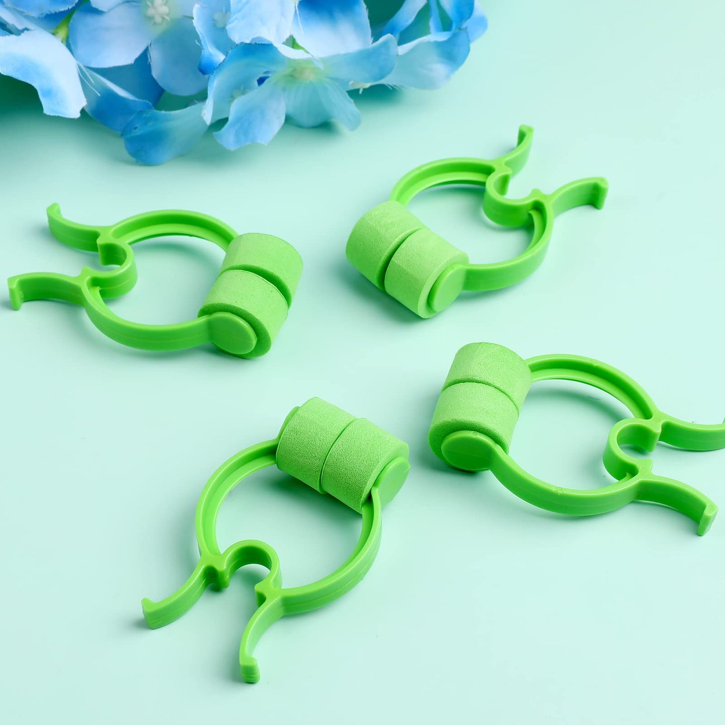 Thinp 10 Pieces Nose Stop Clips, Nose Bleed Stopper Swimming Nose Clip for Adult and Kids Nasal Nose Stopper Clips Plastic Foam Nose Clips for Emergency Accident or Bad Smells(Green)