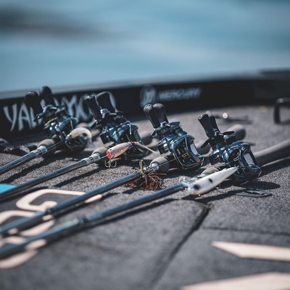 Daiwa Crossfire LT Spinning Reel - Lightweight Fishing Gear for Lakes, Rivers & Streams