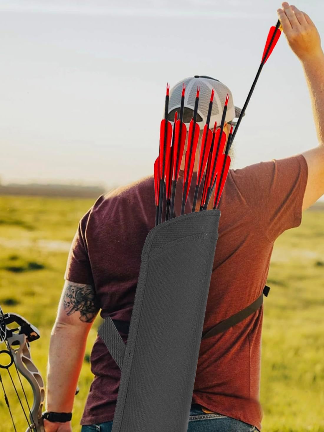 Archery Arrow Quiver Backpack - Adjustable Hip Holder for Bow Hunting & Target Practice | Durable & Lightweight