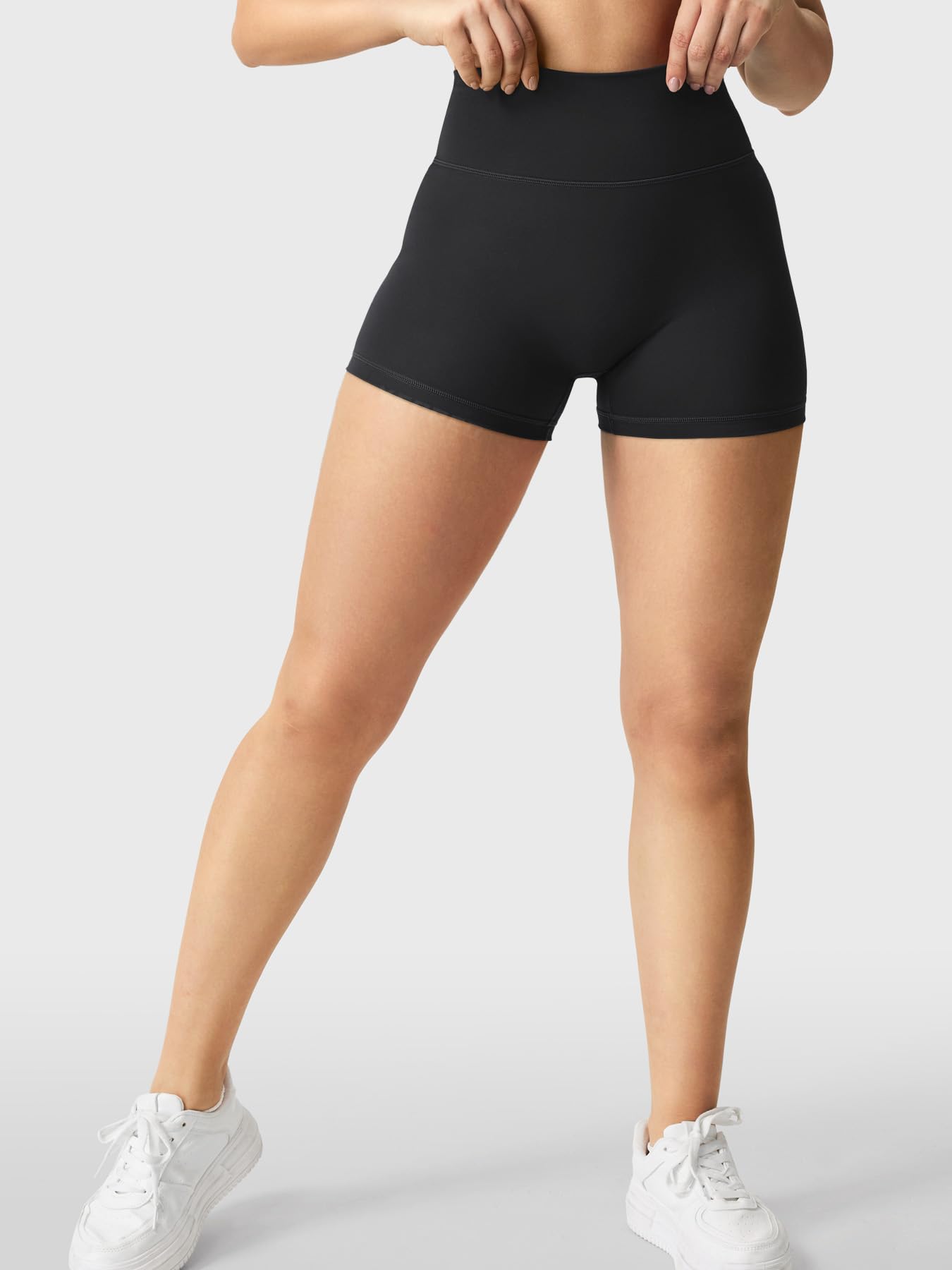 YEOREO LuxFlow Women's Biker Shorts 2.5" No Front Seam Workout Shorts Black