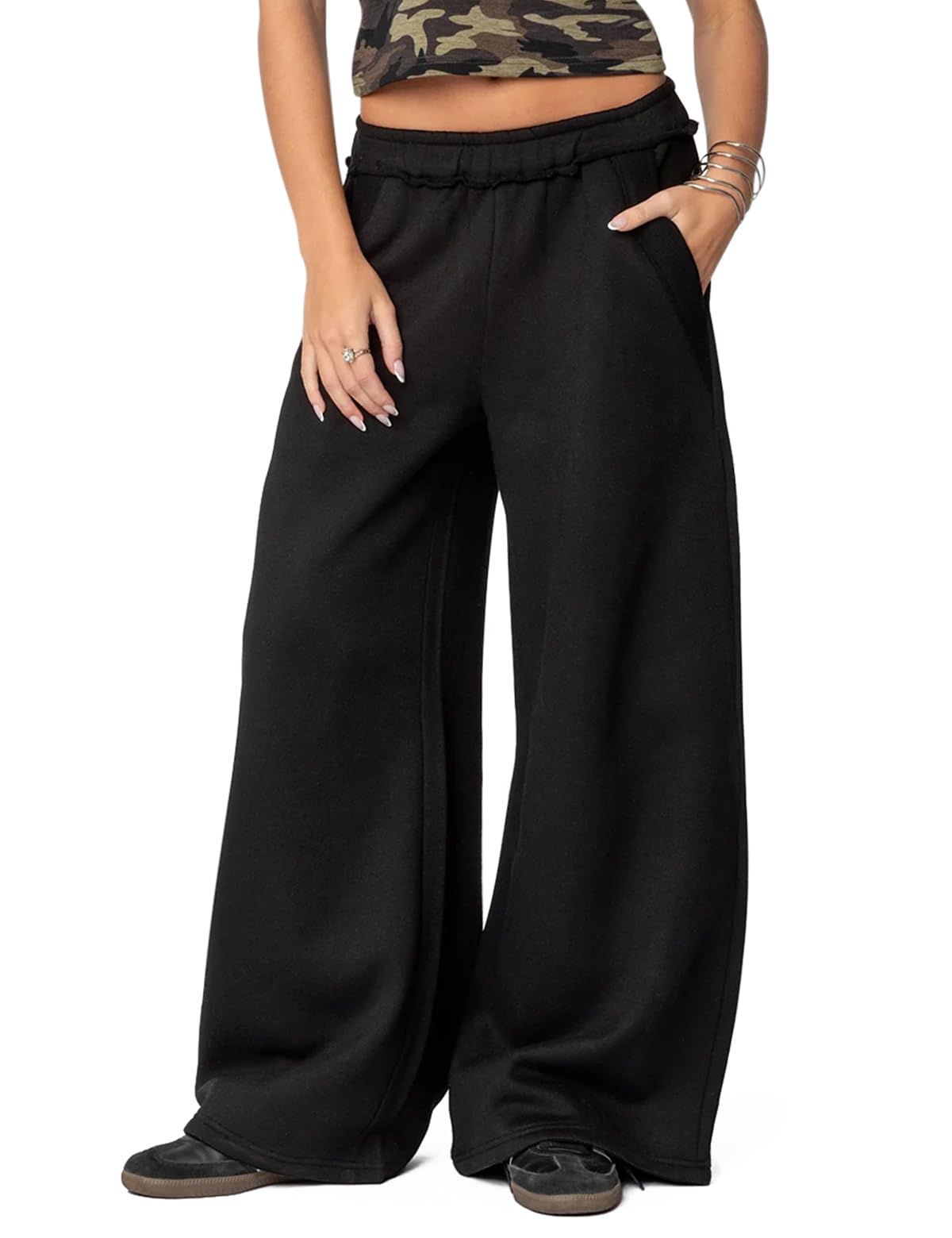 HeSaYep Womens Fleece Lined Sweatpants Wide Leg Baggy Thermal Lounge Pants Raw Hem Elastic Waist Oversized Sweat Pants,Black M