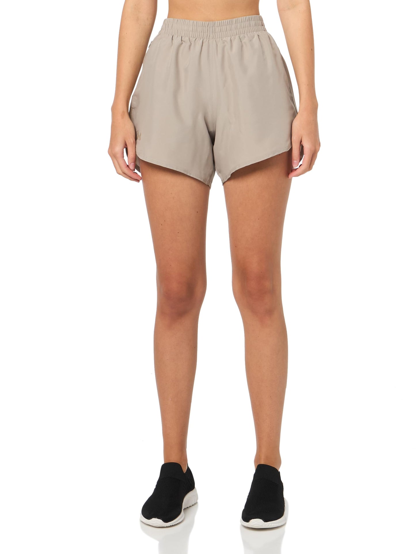 Under Armour Women's Mileage 5 Inch Shorts, (203) Timberwolf Taupe / / Reflective, Medium