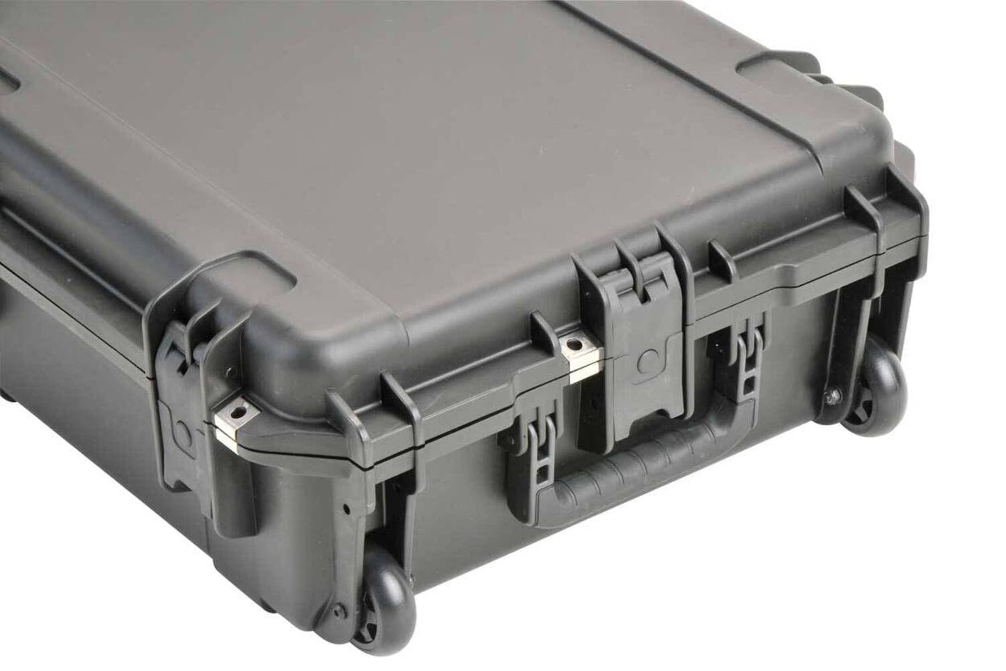 SKB Cases Waterproof Double Bow/Short Case - Desert Tan, Durable Transport Solution with Inline Wheels, Secure & Protective, 40x16x5.5 Inches