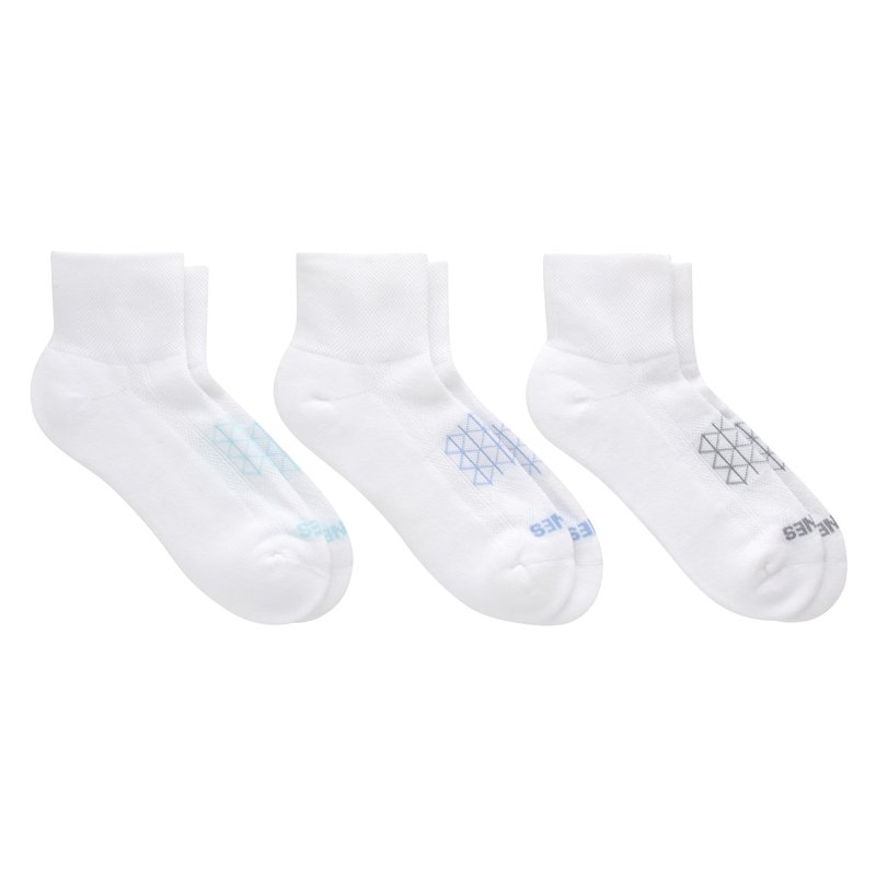 Hanes Women's Running Ankle Socks, Absolute Run Socks for Women, Breathable Mesh, Seamless Toe, 4-Pack