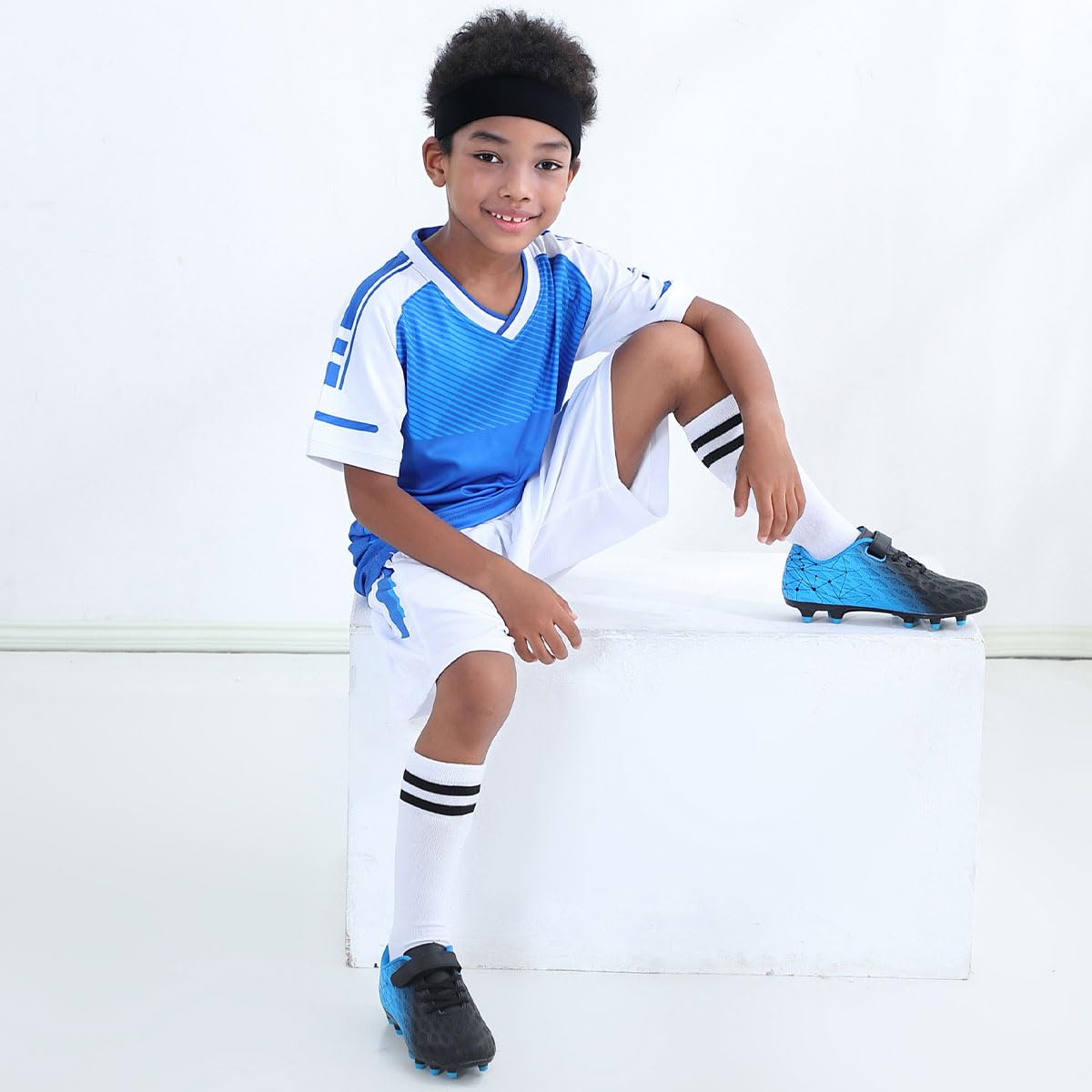 brooman Kids Firm Ground Soccer Cleats Boys Girls Athletic Outdoor Football Shoes(9,Silver)