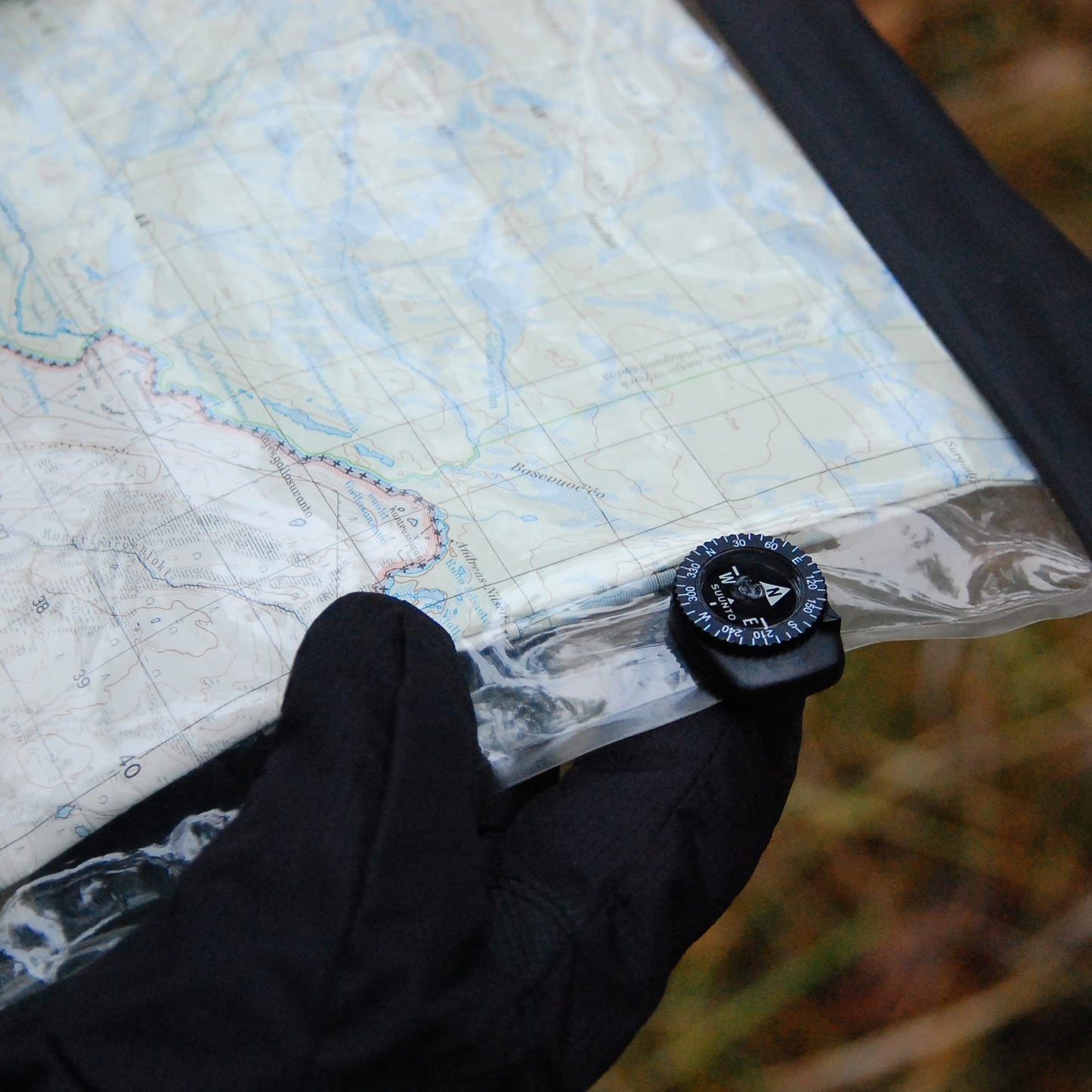 SUUNTO Clipper Compass, Micro Compass Attaches to Strap, Sleeve or Map Edge