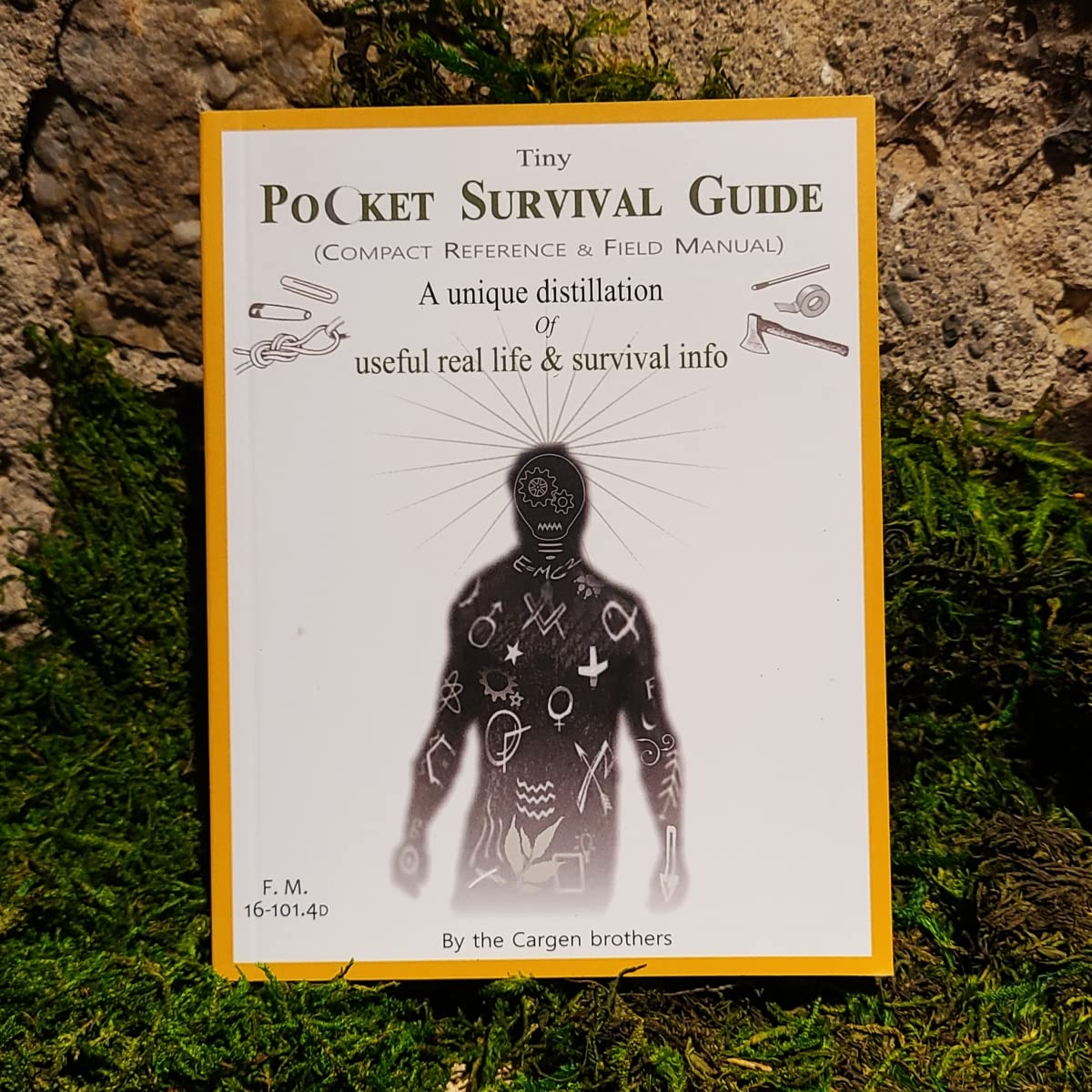 Tiny Pocket Survival Guide EDC Reference Skills Field Emergency Disaster Rural Urban Preparedness: Ultimate Everyday Knowledge