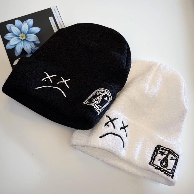 NNCEVM Fashion Beanie for Men Beanies Women,Warm Winter Hats for Men Embroidery Unisex Knit Hat Skull Cap(Black+White)