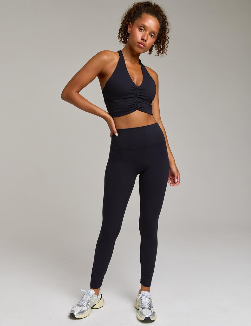 Awwena Women's Serene Scrunch Longline Sports Bra V Neck Padded Yoga Tank Wide Straps Cross Back Crop Tops Black Medium