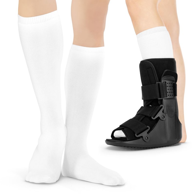 BraceAbility Walking Boot Sock Liners – (1 Pair) Replacement Medical Tube Socks for Under Orthopedic, Air CAM Walkers, Fracture Boots, and Surgical Foot Cast Shoes for Men or Women (Tall White)