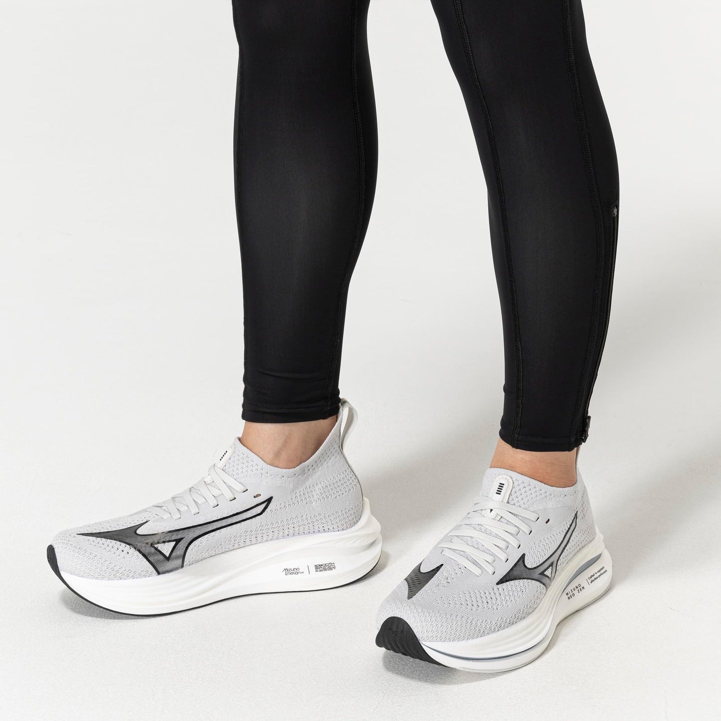 Mizuno Women's Neo Zen Running Shoe | Max Cushioned Lightweight Speed Trainer | US Womens 12