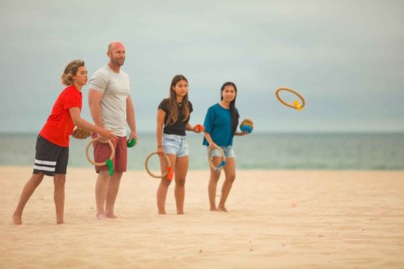 Kangaroo Toss - Official Set - Outdoor Games - Beach Toys - Yard Games - Backyard & Lawn Games - Camping - Ladder Toss - Bocce - Cornhole - for Adults and Family