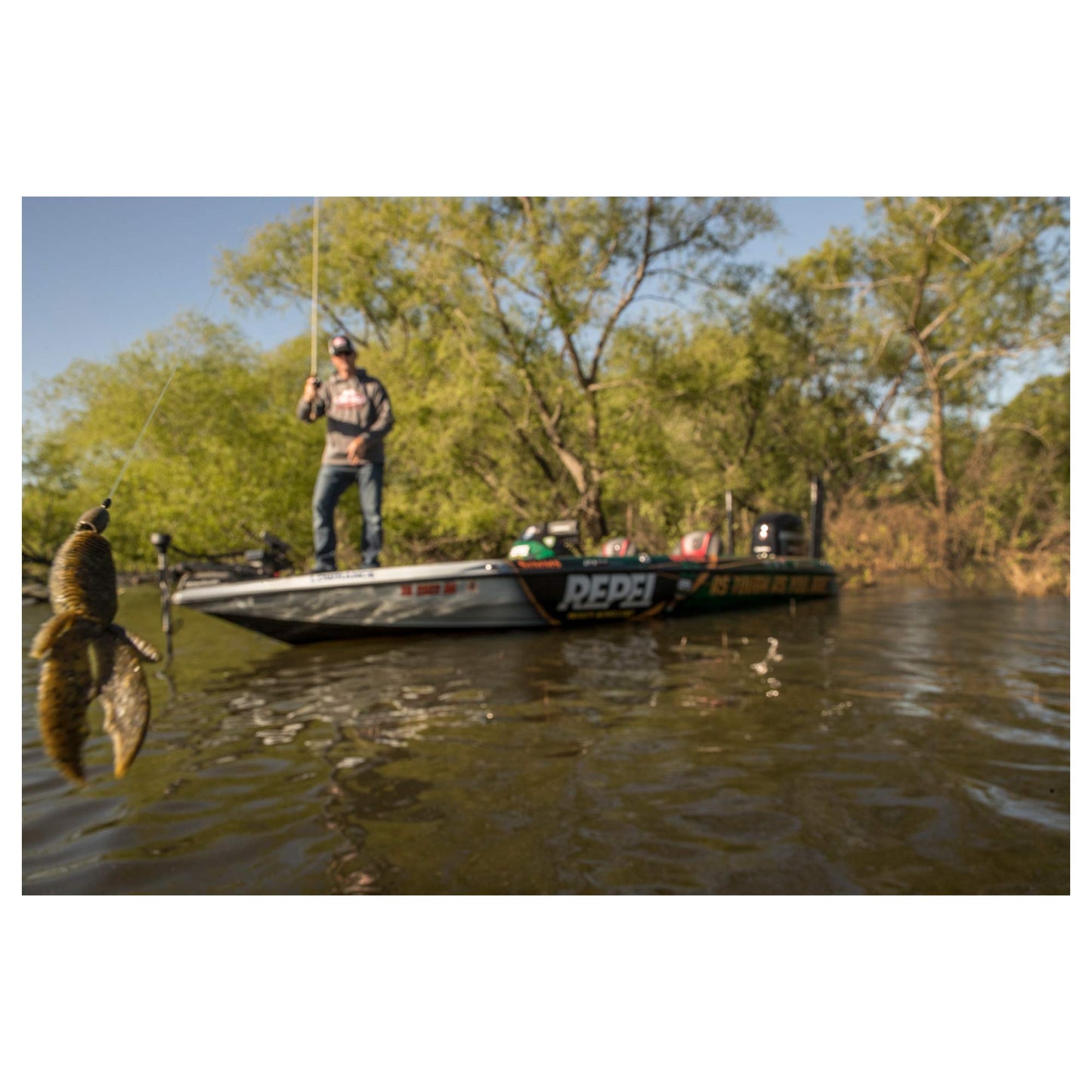 Berkley PowerBait MaxScent Fishing Soft Bait, Black, 4"