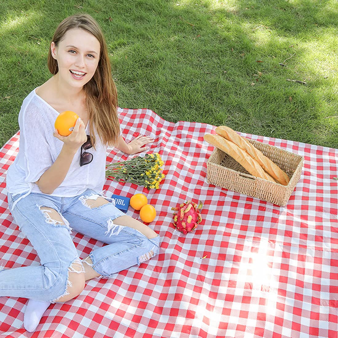 RUIBOLU Large Picnic Blankets,Beach Blanket Sandproof Beach Mat for 3-5 Adults Waterproof Quick Drying Outdoor Picnic Mat for Travel Camping Hiking(Red Plaids)