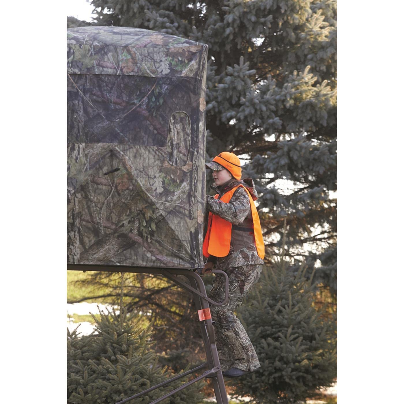 Guide Gear 6 Foot Tripod Hunting Tower Blind, 2-Man Stand Elevated, Hunting Gear Equipment Accessories, 4 by 4 Mossy Oak Country Roots
